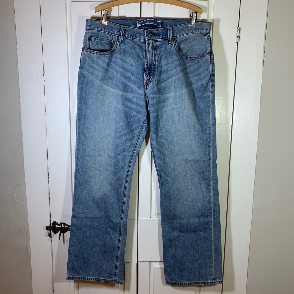 Gap Mens Straight Fit Light Wash Blue Denim Jeans 100% Cotton 35x32 (37x30) 2009